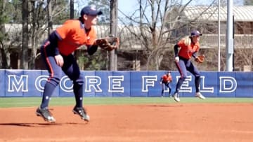 Auburn Softball is Hopping Toward a Title