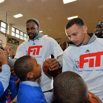 LeBron James and Stephen Curry Get Fit With NYC Students