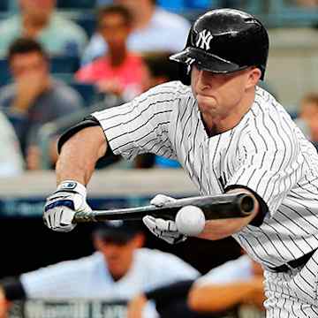 Brett Gardner's Tips For Laying Down the Perfect Bunt