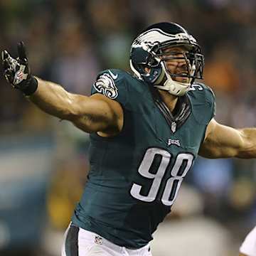 Eagles Linebacker Connor Barwin Goes From Gridiron Star to Bleacher Creature
