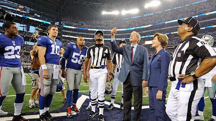 Eli Manning Outside the Huddle Eli Manning Outside the Huddle