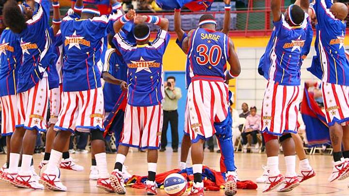 The Harlem Globetrotters Tip Off