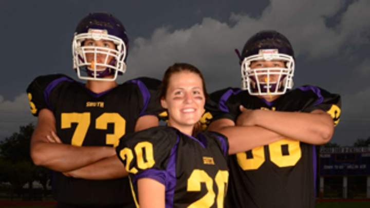 Meet Erin DiMeglio, Florida's First Female High School QB Meet Erin DiMeglio, Florida's First Female High School QB