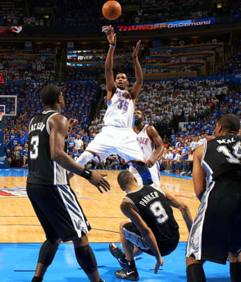 Thunder defeat Spurs