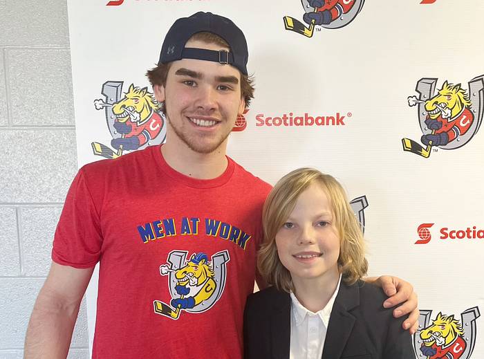 Barrie Colts Cousins Live the Full Junior Hockey Experience - SI Kids ...