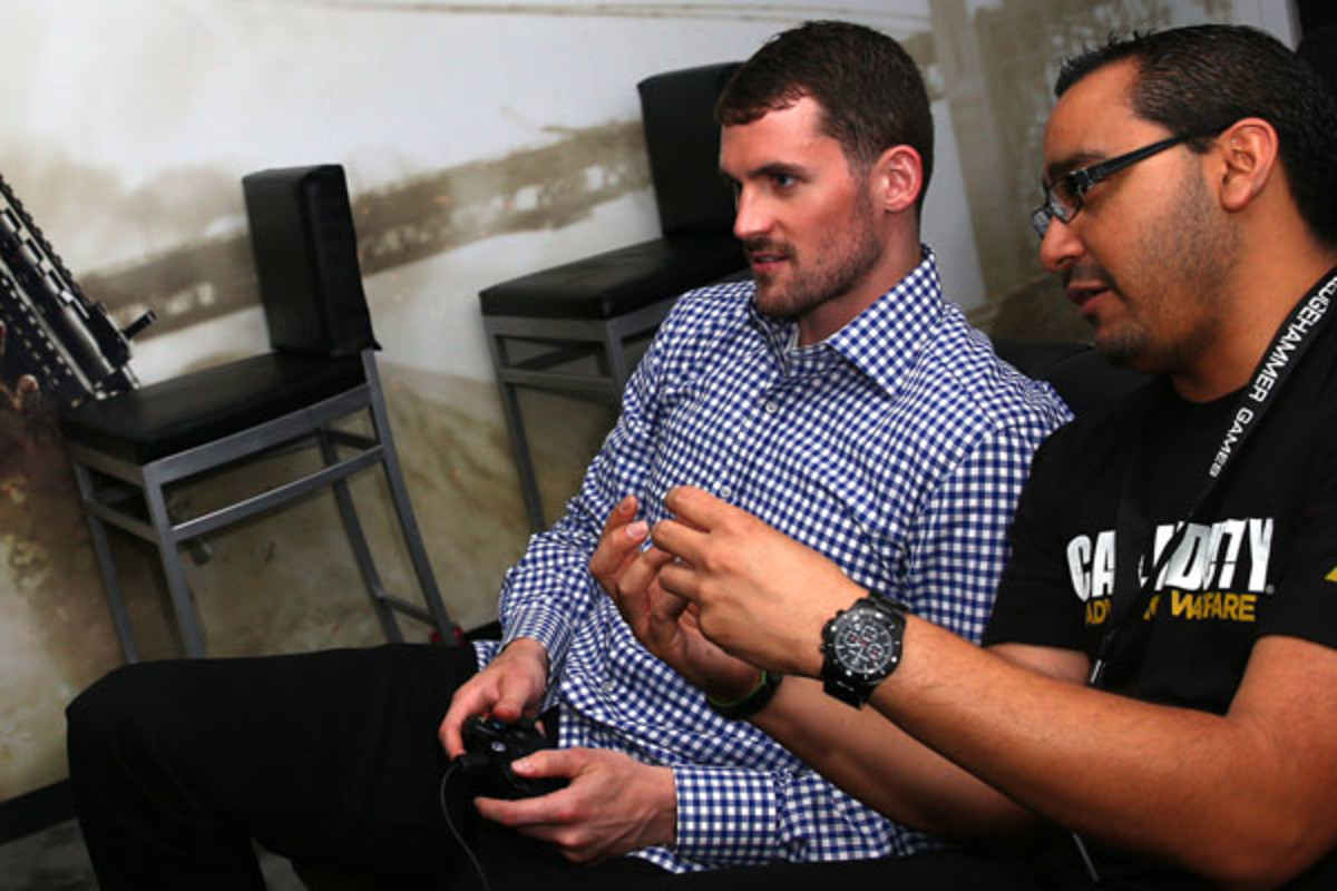 kevin love video games activision e3 bucks