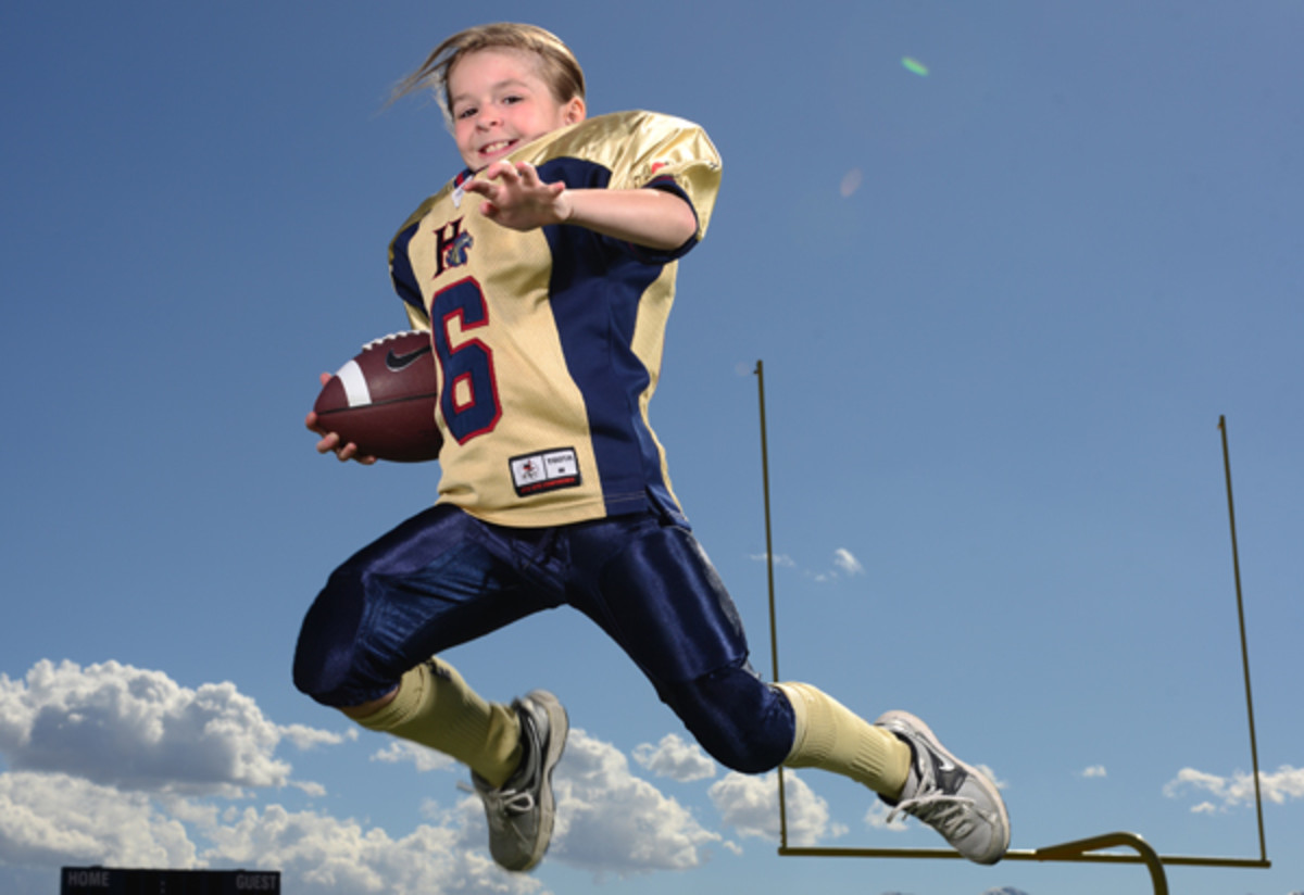Sam play football. Sam Gordon. Шельде спорт Sam 165. Sam Sports. Violent Sports.