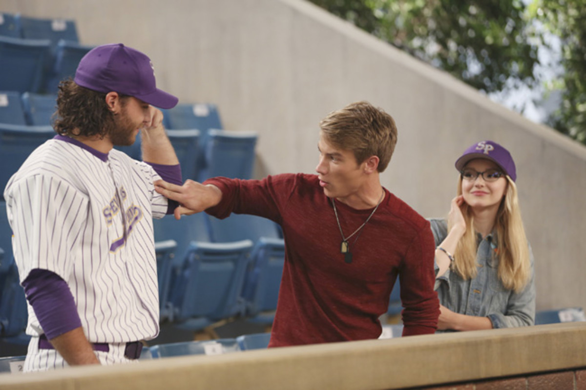 Exclusive Images of Brandon Crawford on Disney's Liv and Maddie