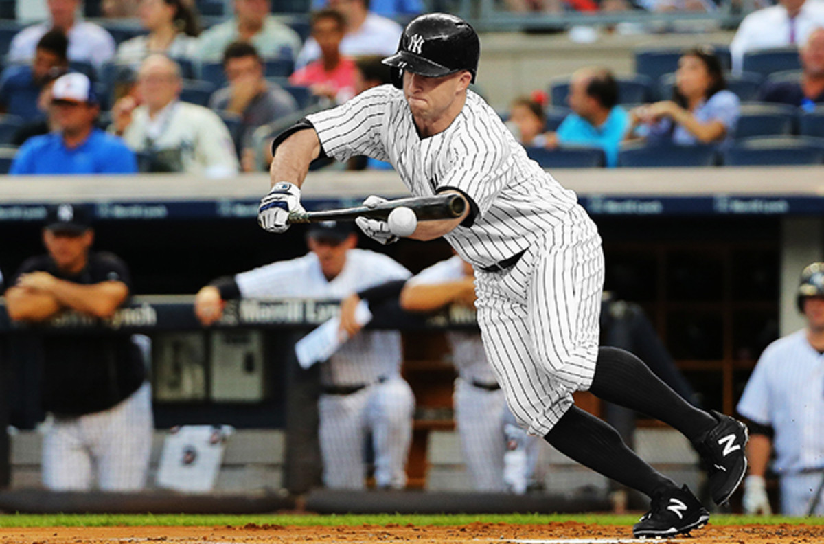 summer-camp-2016-bunt-brett-gardner-article.jpg