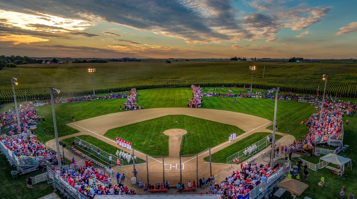 Field of Dreams Site Blends Baseball's Past and Future - SI Kids