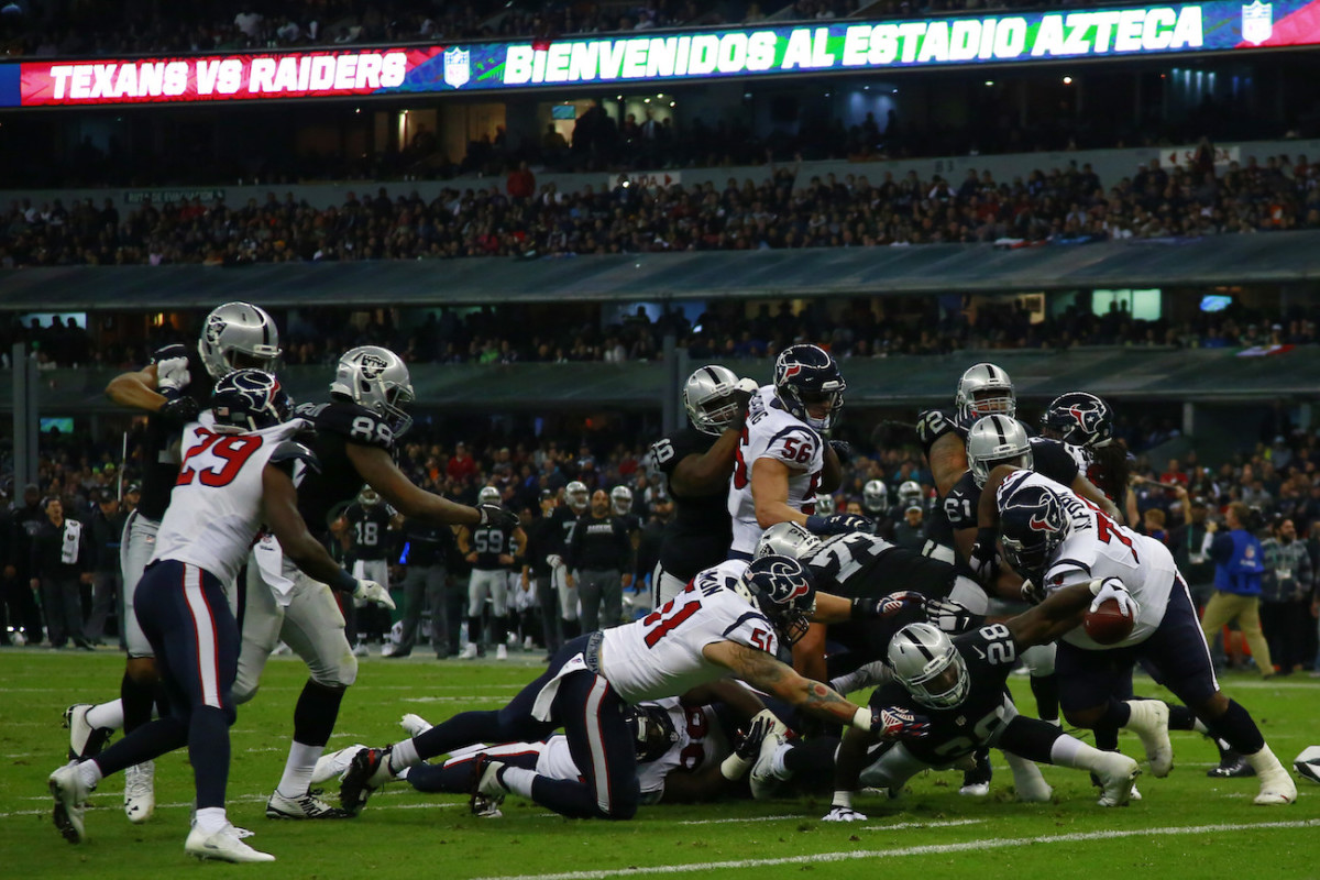 Mexico City Shines in NFL's Return - SI Kids: Sports News for Kids, Kids  Games and More