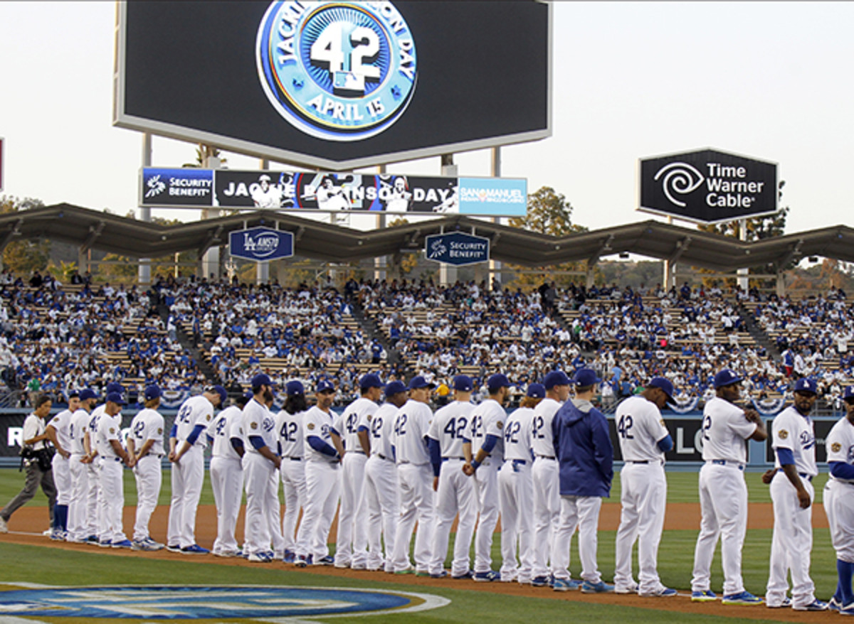 los angeles dodgers jackie robinson civil rights game