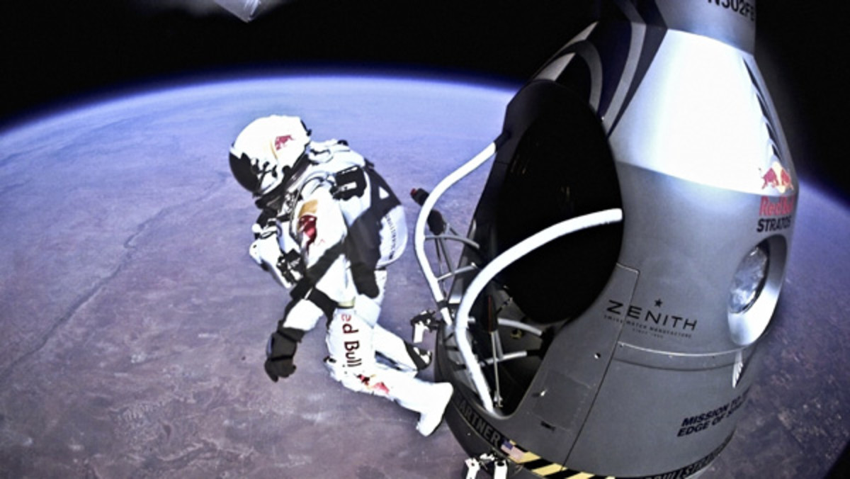 red bull stratos felix baumgartner