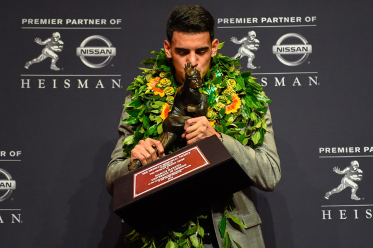 marcus mariota oregon ducks heisman trophy