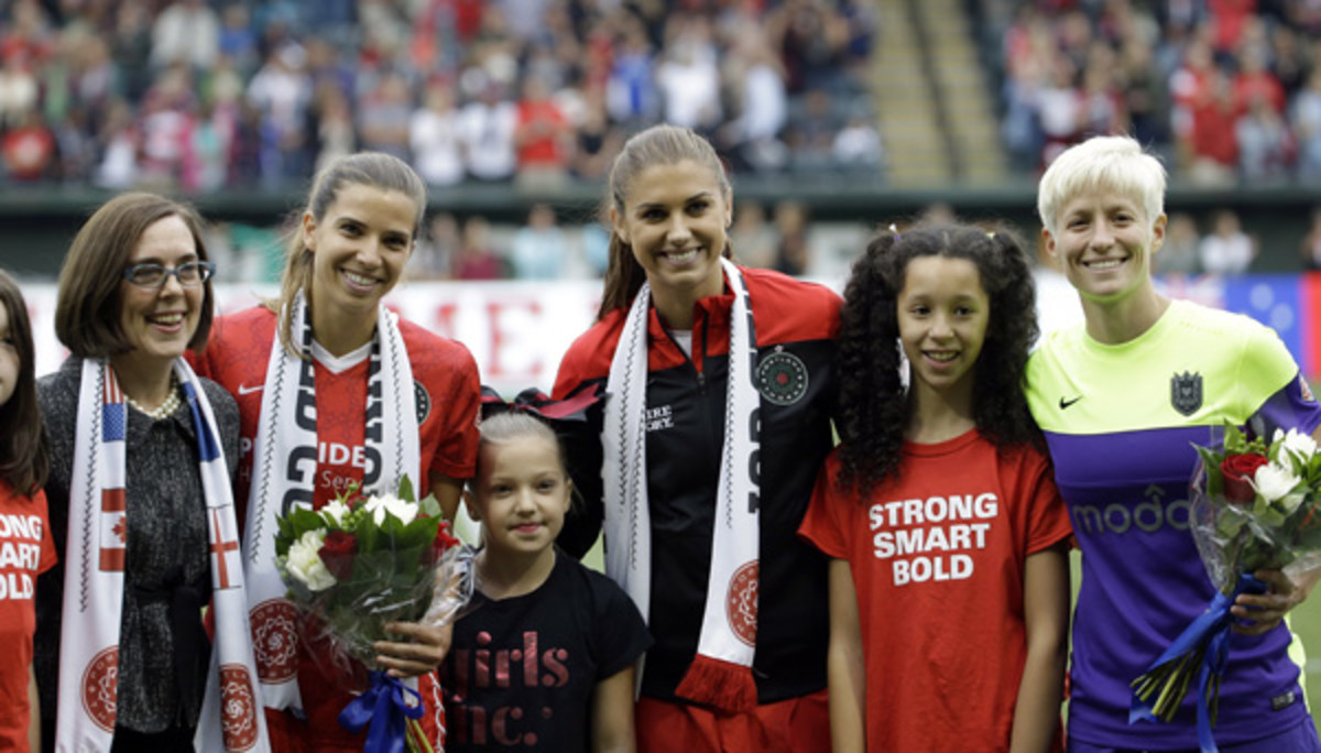 nwsl tobin heath alex morgan megan rapinoe