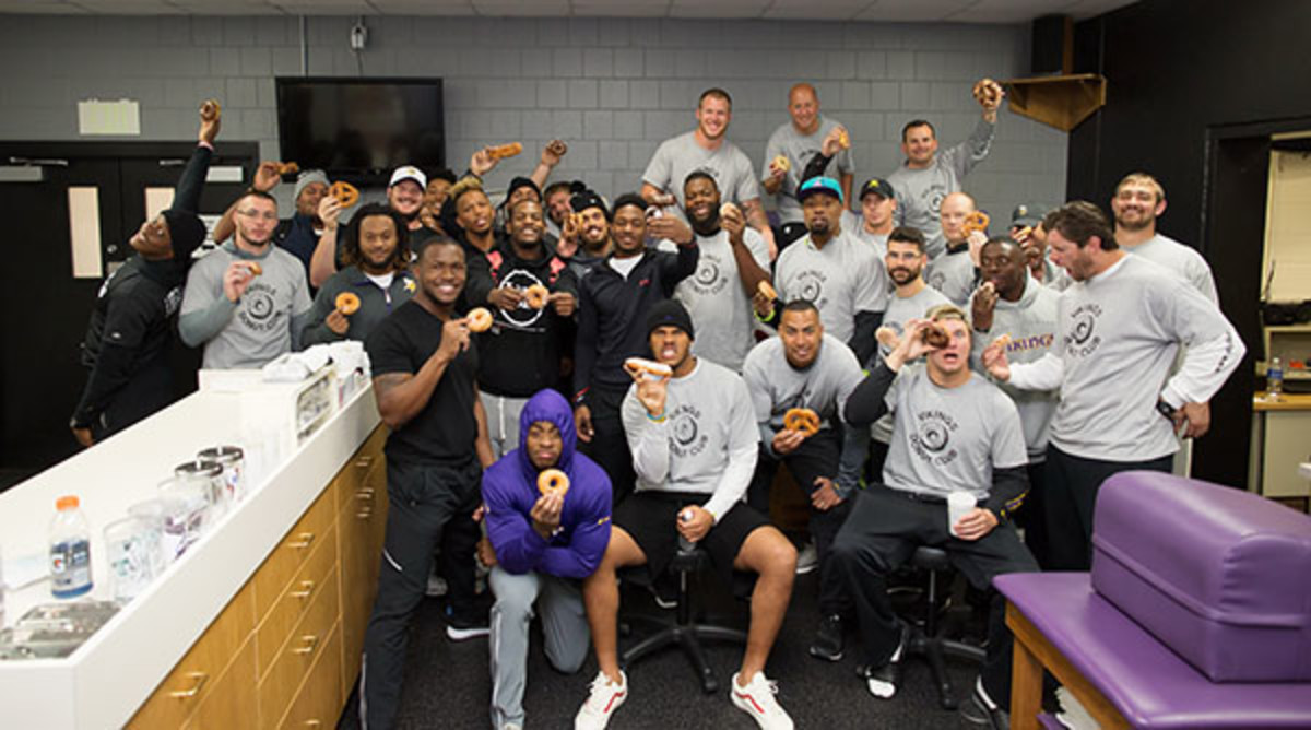 minnesota vikings donut club