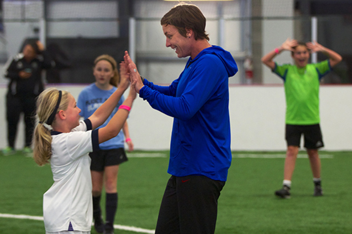 abby wambach head safety