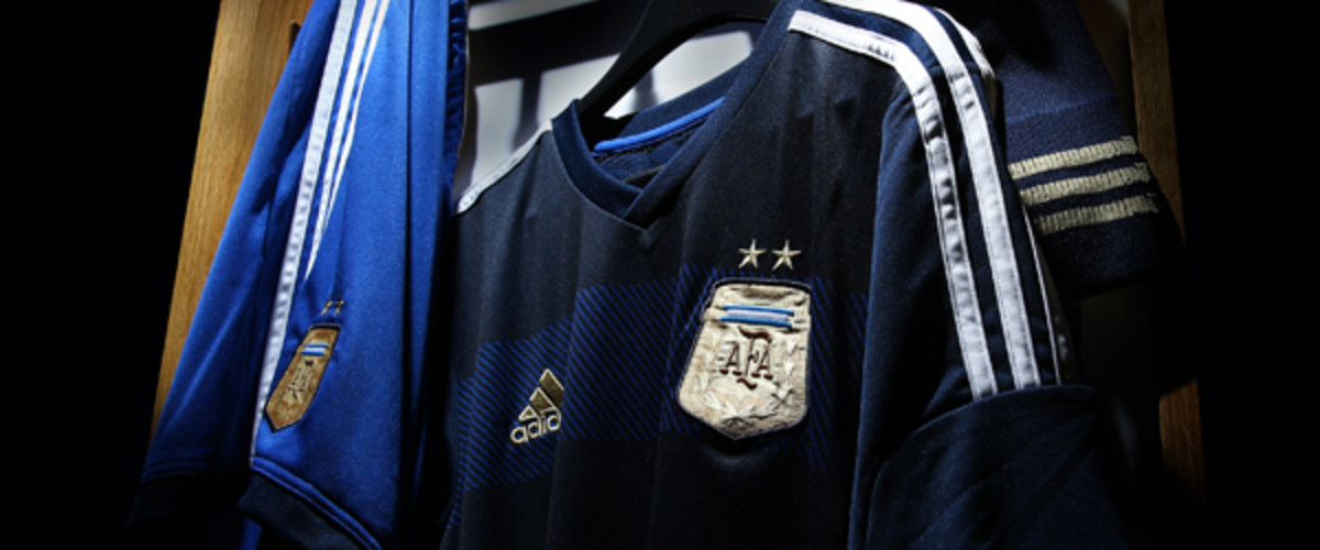 SI Kids world cup 2014 guide argentina away jersey adidas