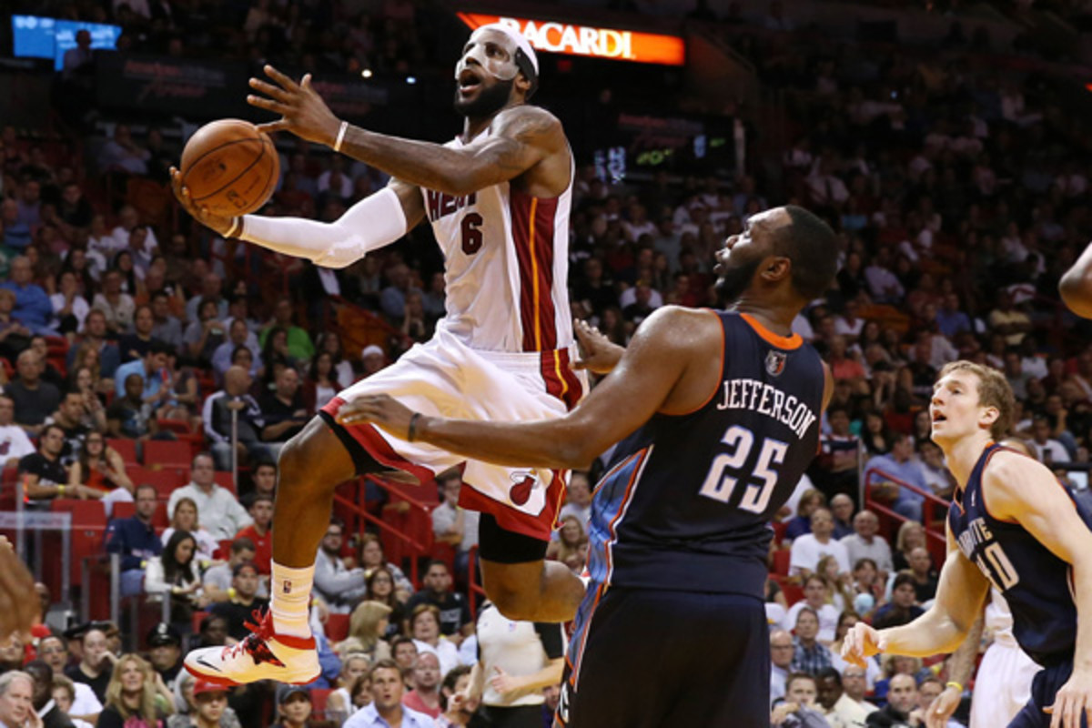 lebron james 61 points charlotte bobcats