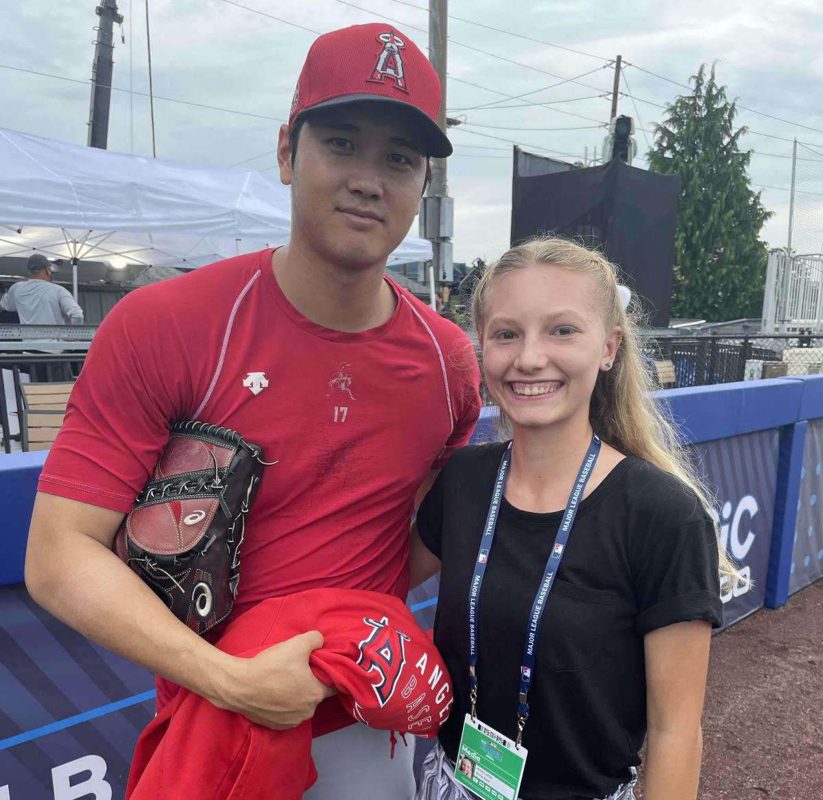 Ohtani with Kid Reporter Anna Laible